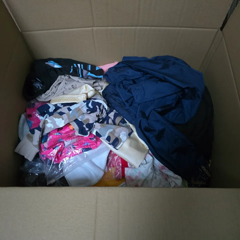 LARGE QUANTITY OF ASSORTED KIDS CLOTHING ITEMS TO INCLUDE M&S, SHEIN AND NEXT - VARIOUS SIZES