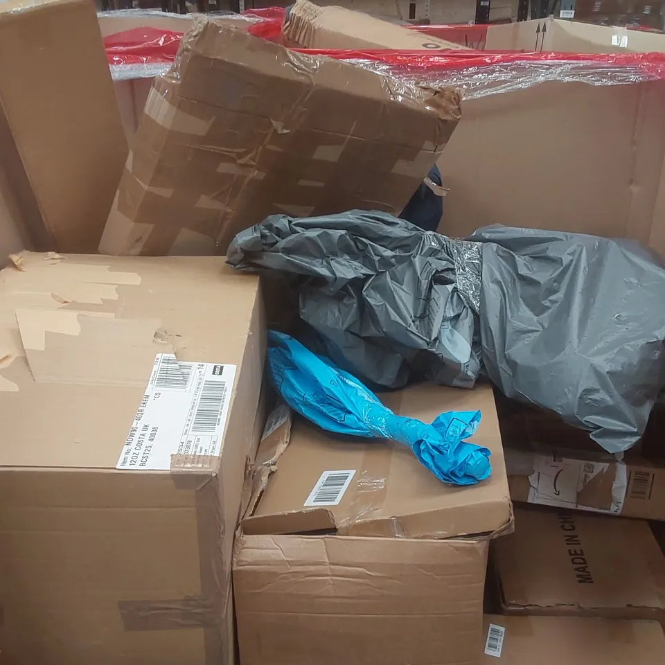 PALLET CONTAINING A VERY LARGE QUANTITY OF ASSORTED ITEMS INCLUDING: SAFETY GATE, WINDOW SCREENS, LARGE PLANTS, DIGITAL TORPEDO LEVEL ECT