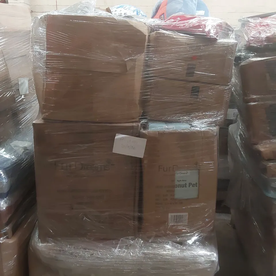 PALLET OF ASSORTED E-COMMERCE GOODS AND PRODUCTS TO INCLUDE: PET BEDS, OUTDOOR TAP COVERS, WARDROBE DEHUMIDIFIERS ECT