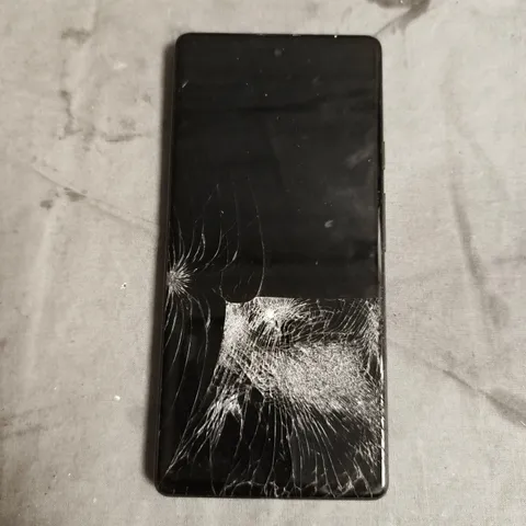 GOOGLE PIXEL 6A MOBILE PHONE IN GREY