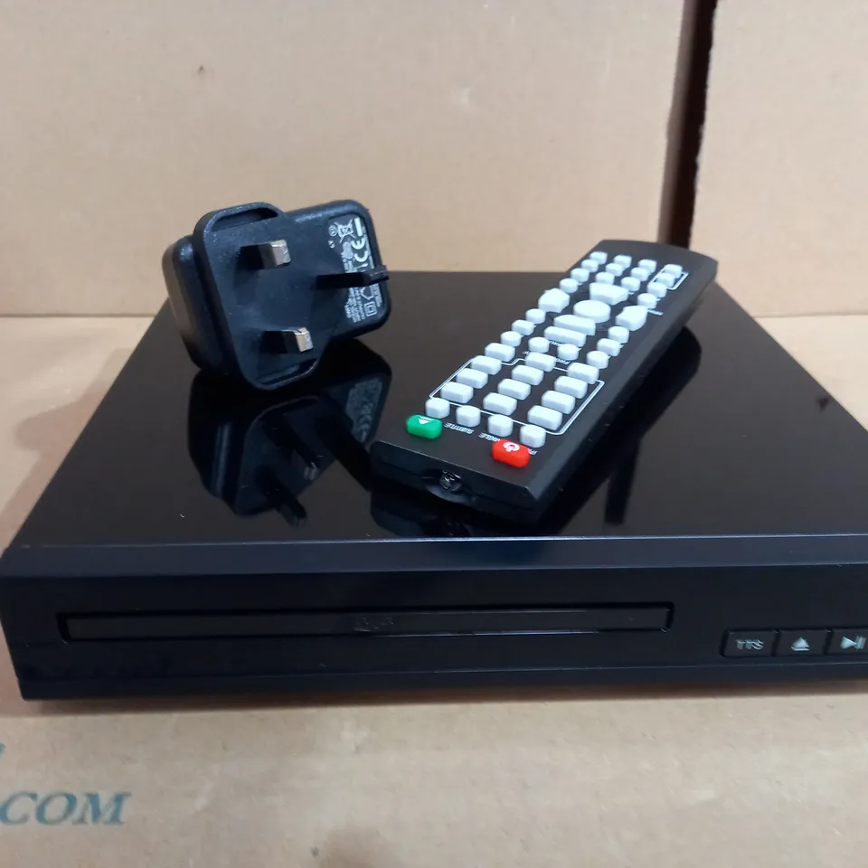ONN HDMI DVD PLAYER WITH REMOTE