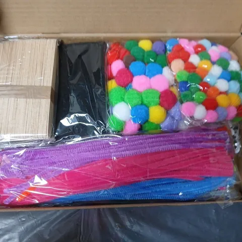 APPROXIMATELY 20 BNK CRAFT 200PC CRAFTS SET - COLLECTION ONLY