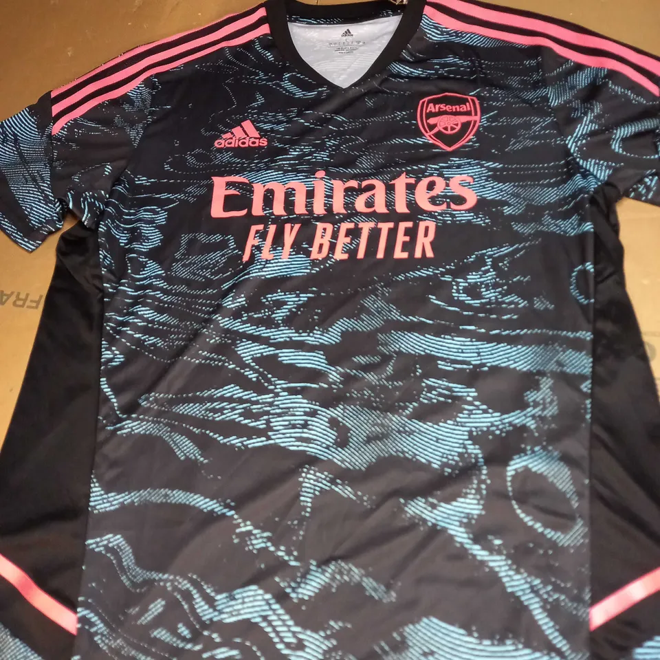 ARSENAL FC AWAY SHIRT SIZE L