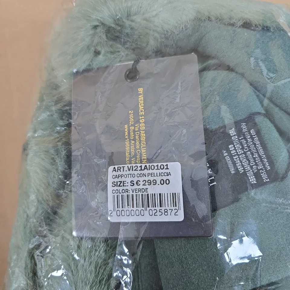 19V69 CAPPOTTO CON PELLICCIA VERSACE FUR-TRIM GREEN COAT - UK SIZE S
