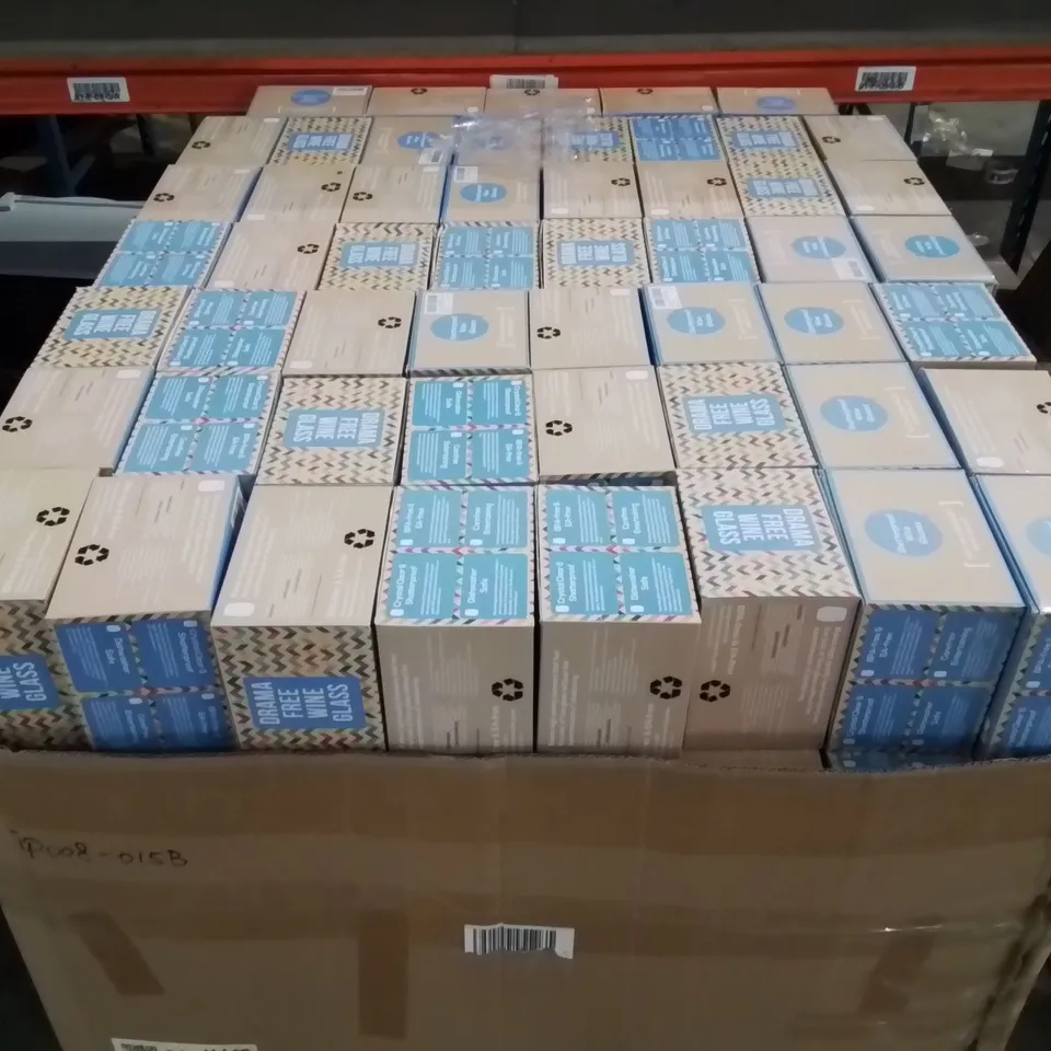 PALLET CONTAINING LARGE QUANTITY OF 4 PACKS OF BRAND NEW PLASTIC SHATTERPROOF WINE GLASSES