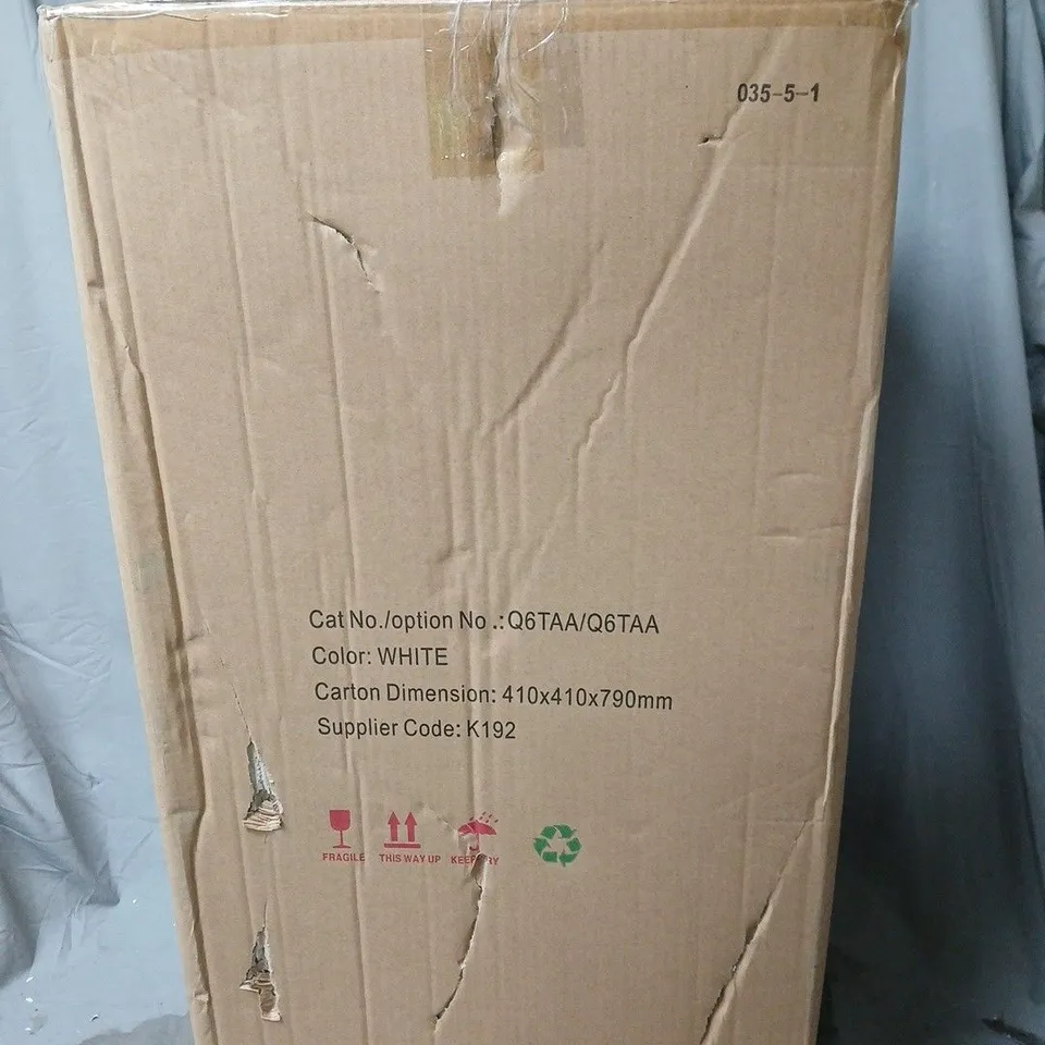 ACRYLIC OUTDOOR 70 CM LIGHT UP SNOWMAN