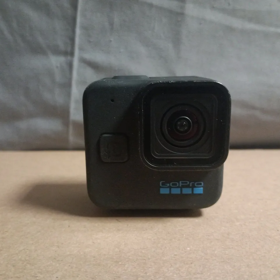 GOPRO HERO11 BLACK MINI ACTION CAMERA