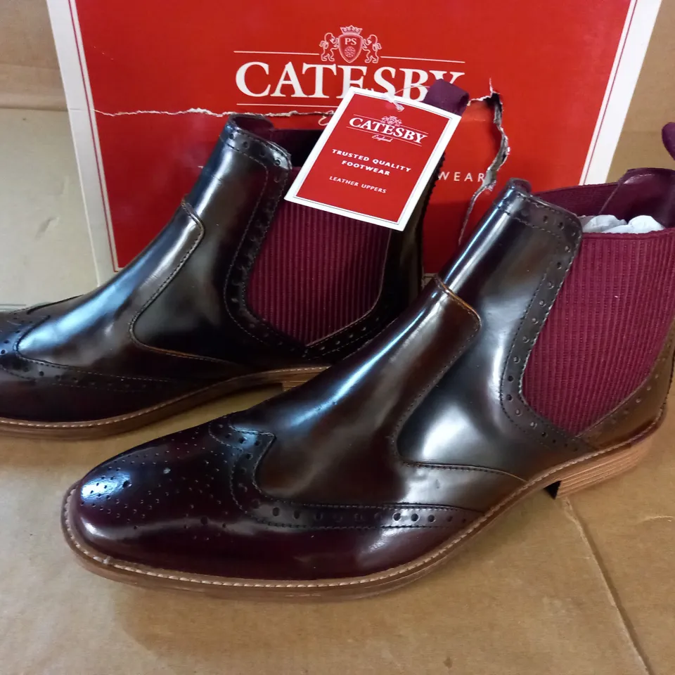 PAIR OF CATESBURY LEATHER SHOES IN BROWN - 9