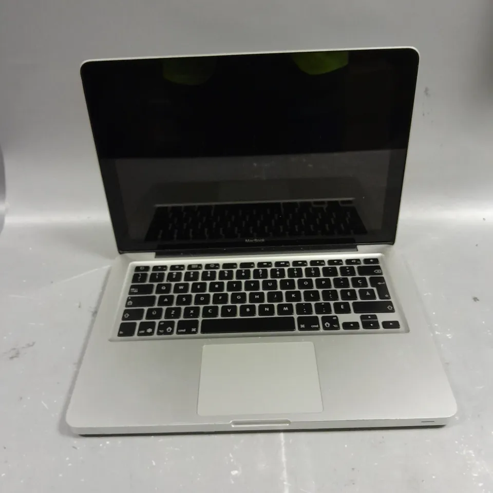 APPLE MACBOOK PRO - A1278 