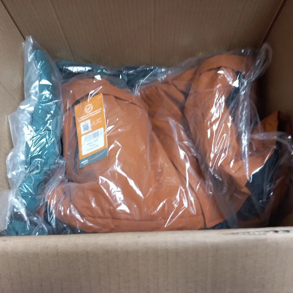 LOT OF 6 BRAND NEW REGATTA CLOTHING ITEMS - UNCHECKED SIZES
