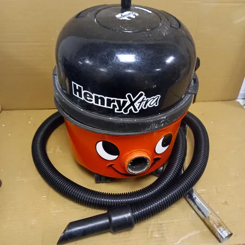 NUMATIC HENRY XTRA VACUUM CLEANER