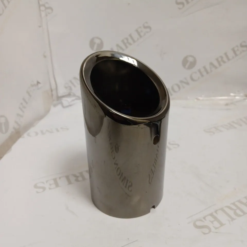 DESIGNER EXHAUST TIP MUFFLER PIPE COVER 