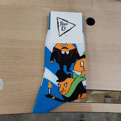 BOX OF BRAND NEW BIER CO SOCKS // QUANTITY UNSPECIFIED (1 BOX)