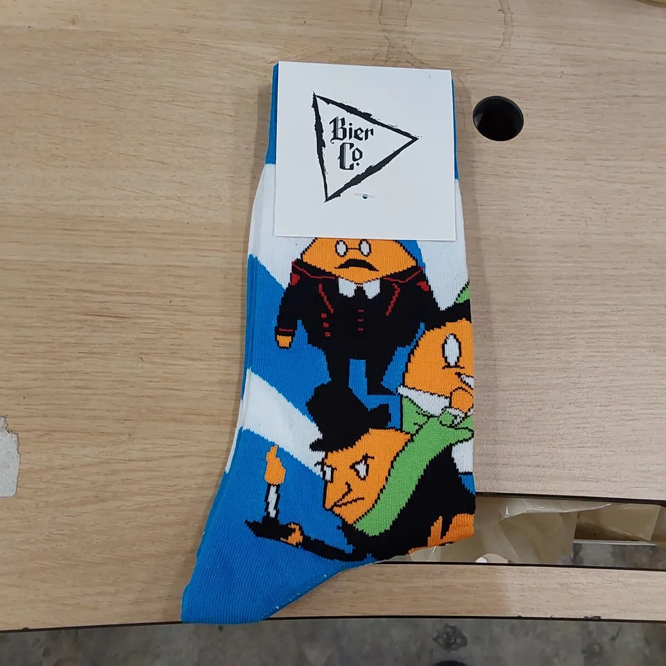 BOX OF BRAND NEW BIER CO SOCKS // QUANTITY UNSPECIFIED (1 BOX)