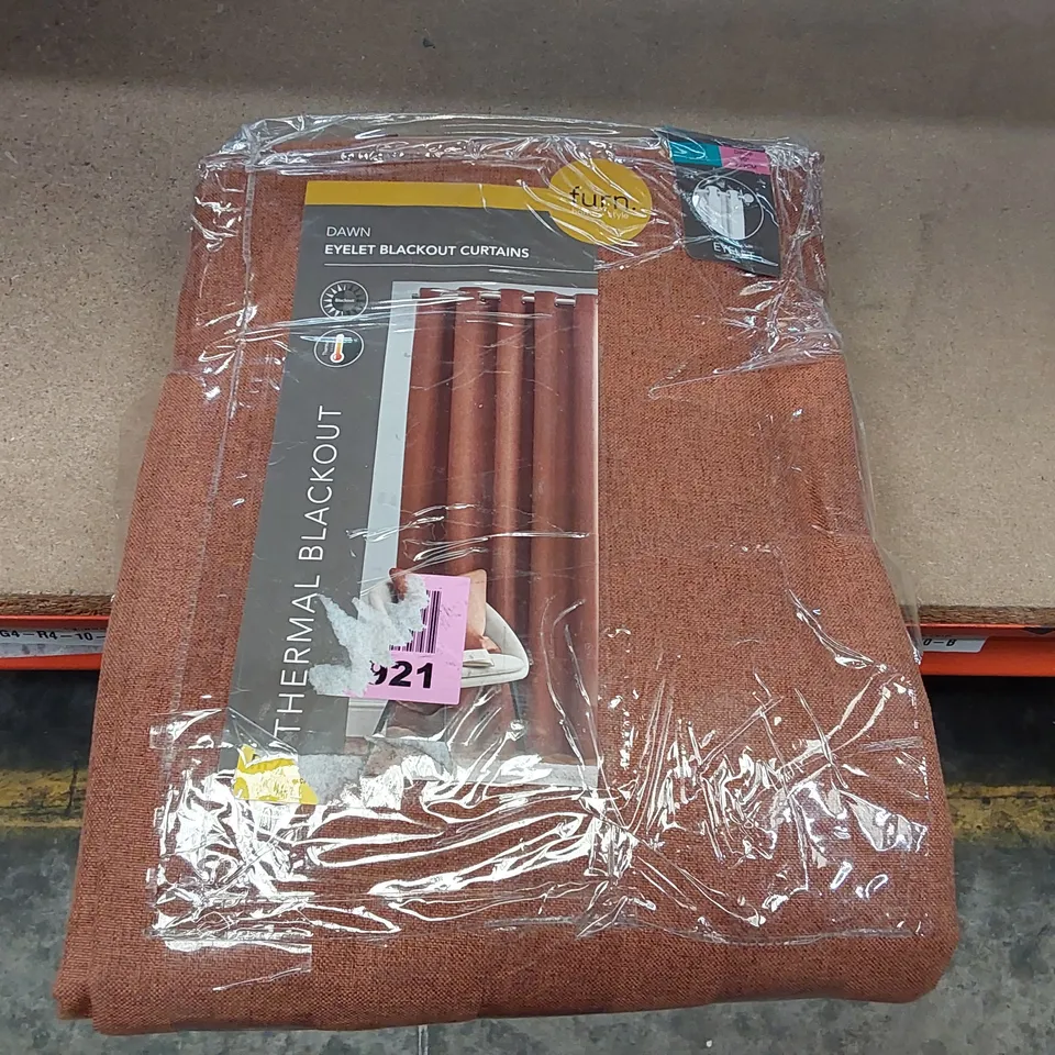 BAGGED POLYESTER BLACKOUT GROMMET/EYELET CURTAIN PAIR IN BROWN - 168 X 229CM (1 ITEM)