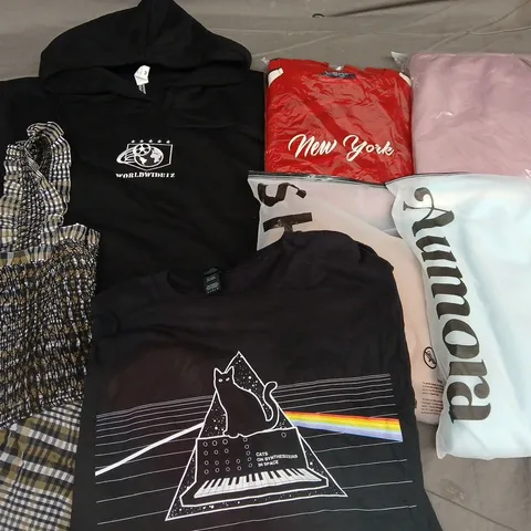 LARGE QUANTITY OF ASSORTED CLOTHING ITEMS TO INCLUDE SHEIN AND GANNI