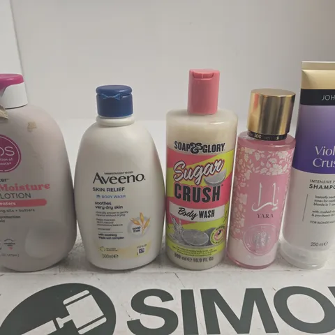 APPROXIMATELY 15 ASSORTED HEALTH & BEAUTY PRODUCTS TO INCLUDE AVEENO , SHAMPOO'S AND BODY LOTION