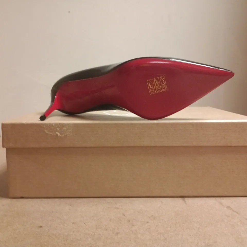BOXED PAIR OF CHRISTIAN LOUBOUTIN POINTED TOE STILETTO HEELS IN BLACK SIZE EU 38.5