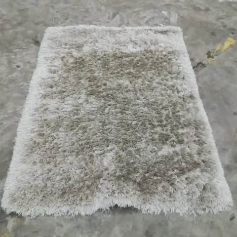 QUALITY DESIGNER AREA RUG - APPROXIMATELY 180X130