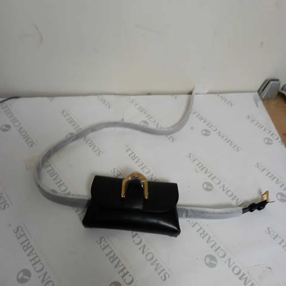 CHARLES & KEITH BLACK/GOLD CROSSBODY BAG 