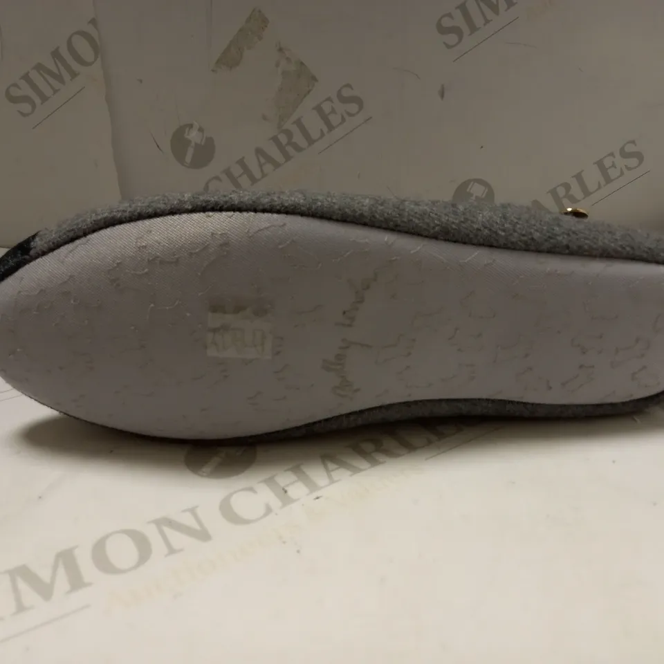RADLEY HOUSE SHOE/SLIPPERS PALE GREY - UK SIZE 5