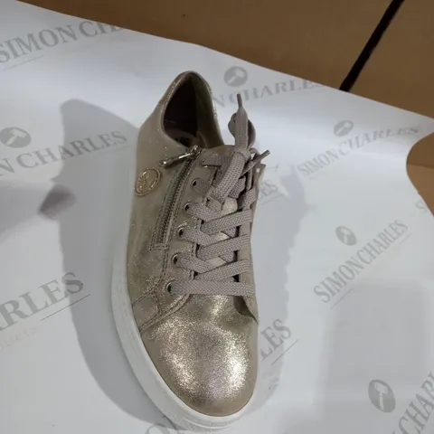 BOXED PAIR OF RIEKER GOLD METALLIC TRAINERS - SIZE 6.5