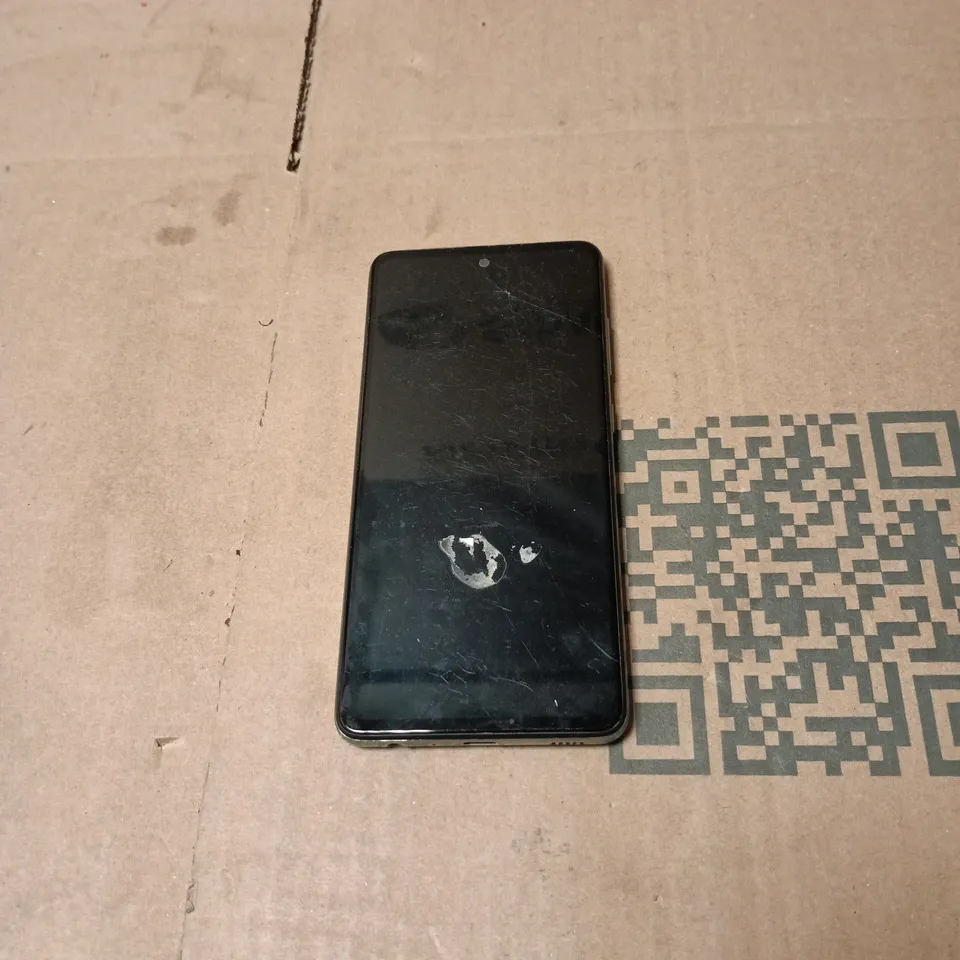 SAMSUNG GALAXY A52S SMART PHONE