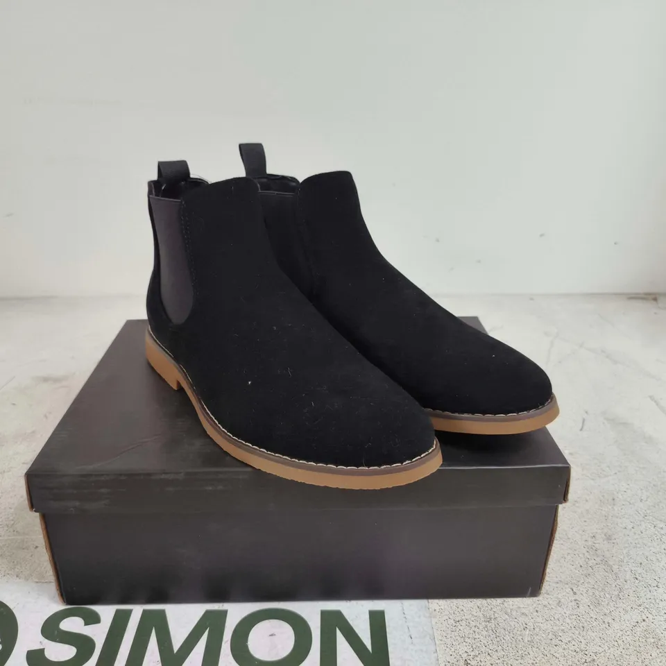 CHARLES SOUTHWELL KANSAS BOOTS BLACK UK 8 BOXED