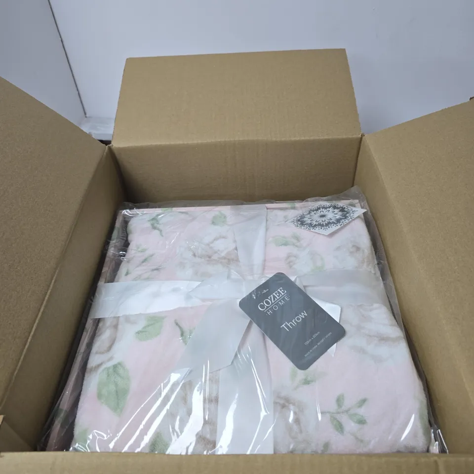 COZEE HOME VELVETSOFT FLORAL PRINTED THROW