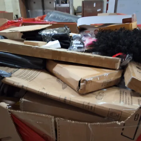 PALLET OF ASSORTED HOUSEHOLD GOODS AND PRODUCTS TO INCLUDE;HEDGE TRIMMER PULL UP BAR,WIG