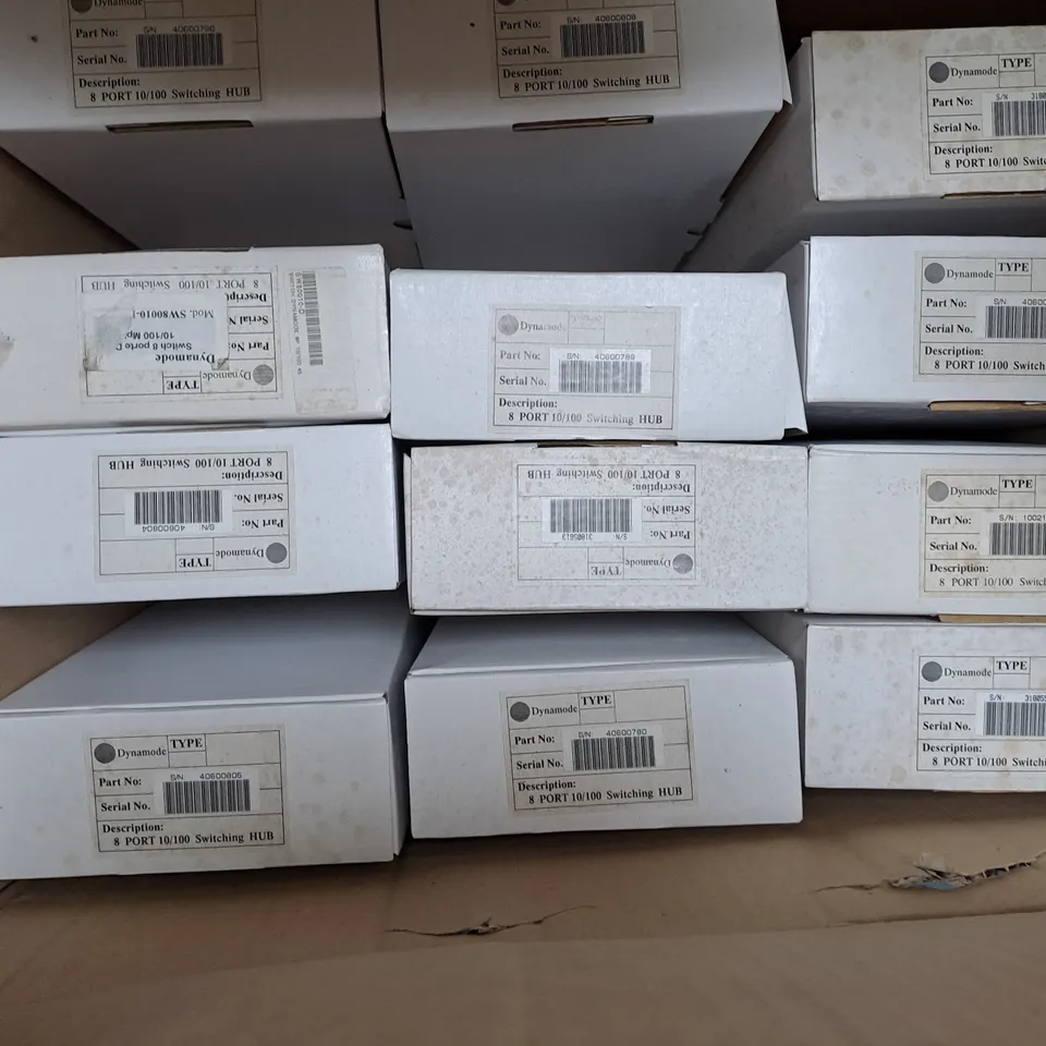 16 DYNAMODE 8 PORT 10/100 SWITCHING HUBS (SW80010-D)