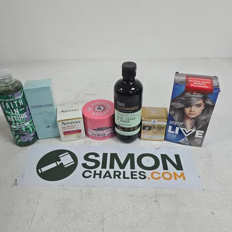 APPROXIMATELY 15 ASSORTED HEALTH & BEAUTY PRODUCTS TO INCLUDE FAITH IN NATURE SHAMPOO, BAYLIS & HARDING NATURAL BODY WASH, AVEENO AGE RENEWAL CREAM, ETC - COLLECTION ONLY
