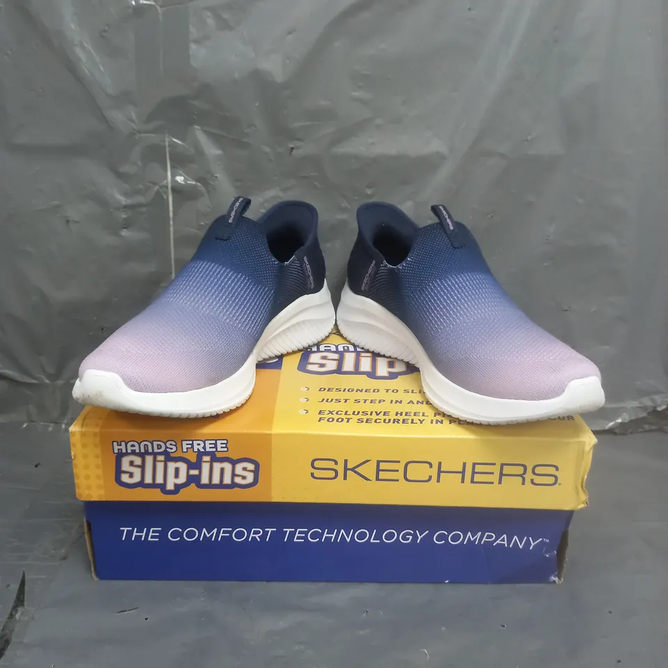 SKECHERS HANDS FEE SLIP INS TRAINERS NAVY/PURPLE SIZE 5