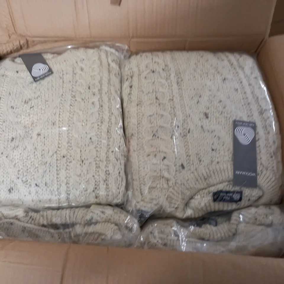 LOT OF 10 AS NEW PURE NEW WOOL KNITTED CREW JUMPERS IN ECRU - ALL M