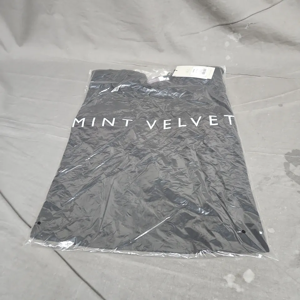 MINT VELVET STRUCTURED PONTE MIDI DRESS IN BLACK SIZE XL