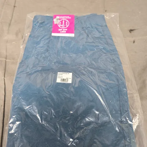 MOUNTAIN WAREHOUSE ZIP OFF LEGS SIZE 11-12YR