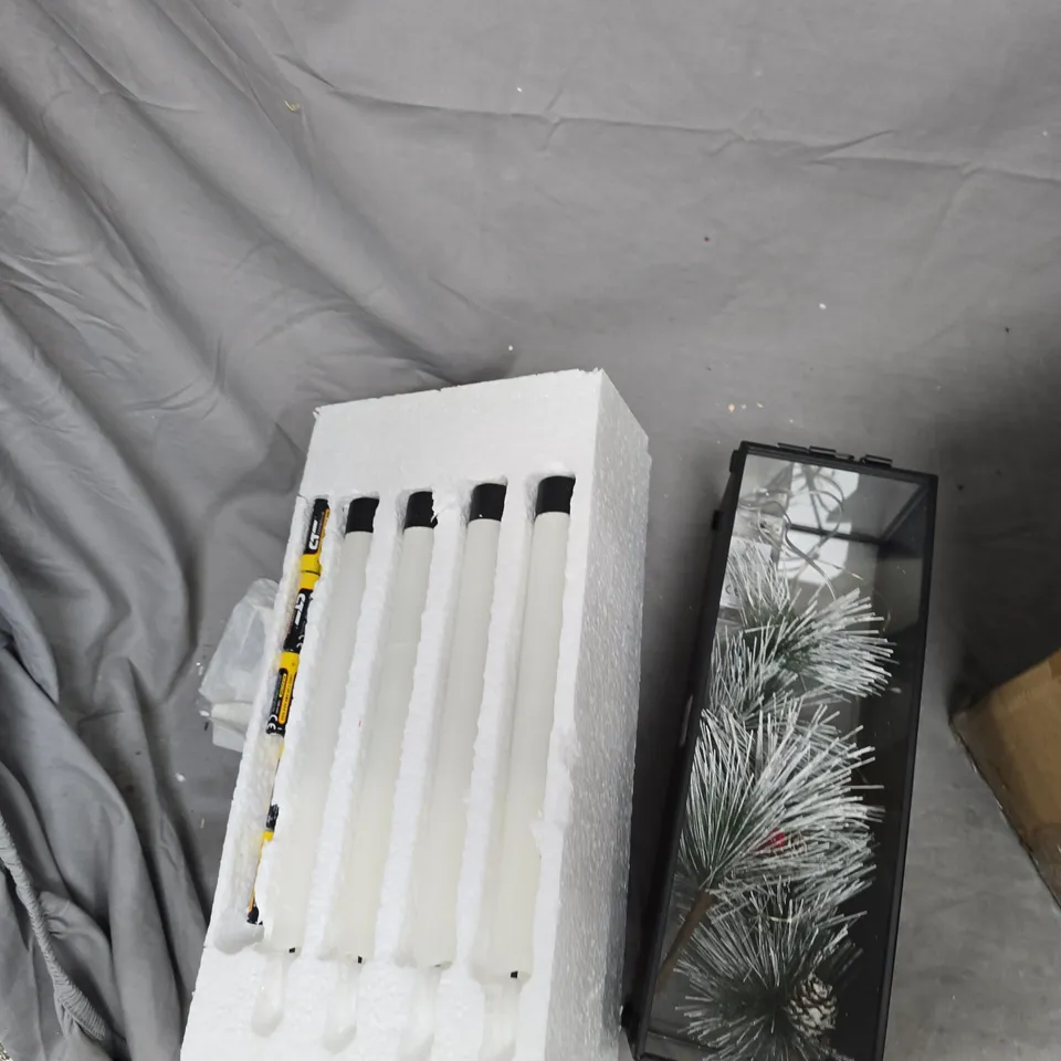 SARA BY SARA DAVIES FAUX CANDLE DISPLAY