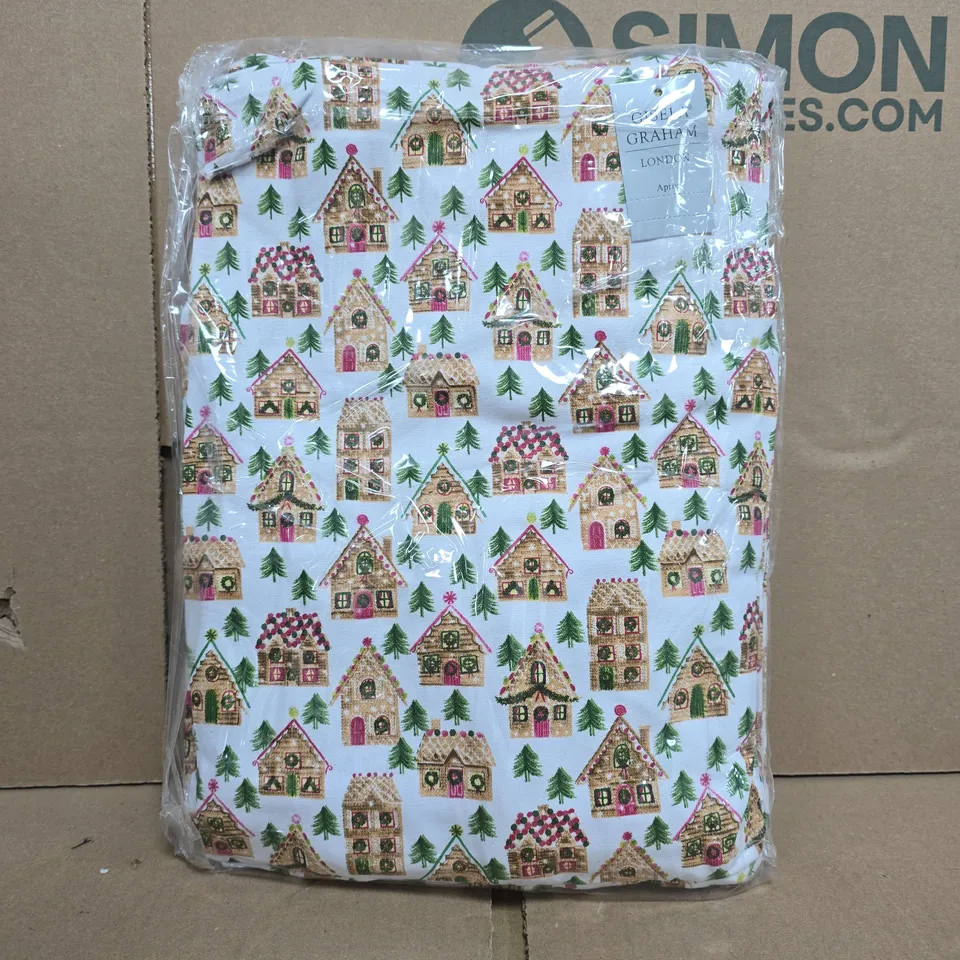 BOX OF APPROXIMATELY 50 GISELA GRAHAM PACKS OF XMAS APRONS (6 PER PACK)