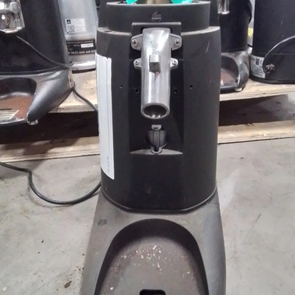 COMPAK CPF10 COMMERCIAL COFFEE BEAN GRINDER