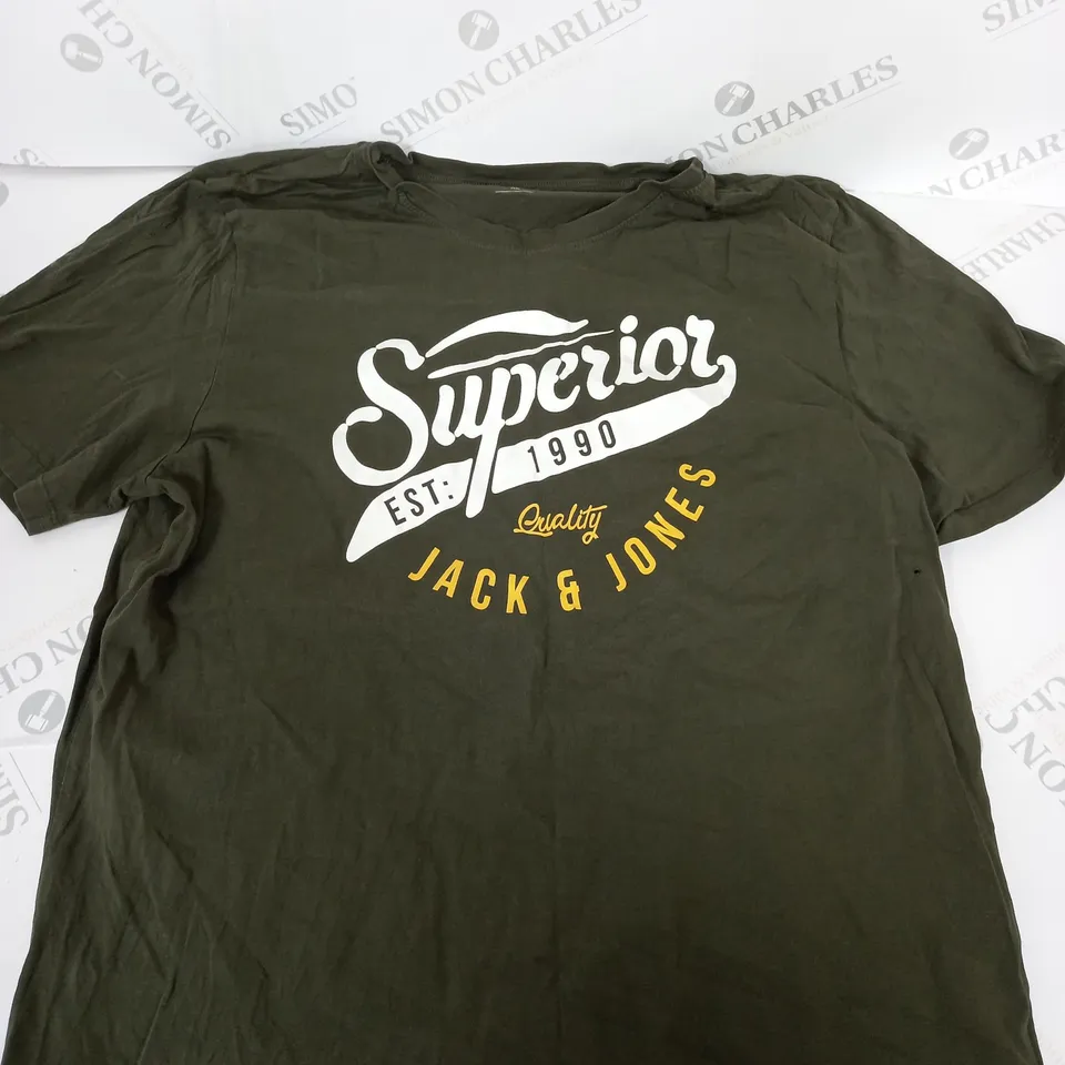 JACK AND JONES GRAPHIC T-SHIRT SIZE XL