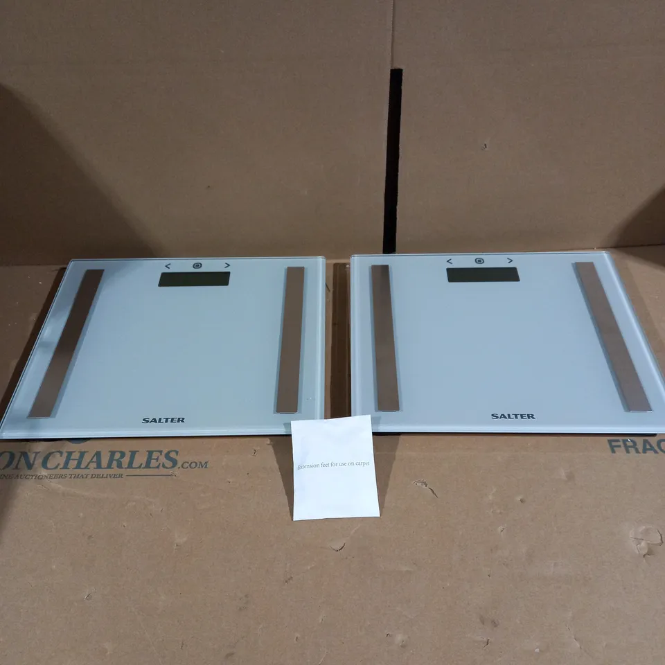 LOT OF 2 SALTER COMPACT GLASS ANALYSER SCALE - GREY RRP £40