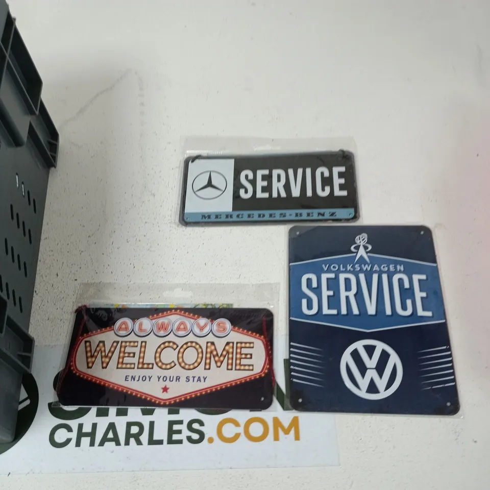 TOTE OF APPROXIMATELY 45 ASSORTED METAL SIGNS 