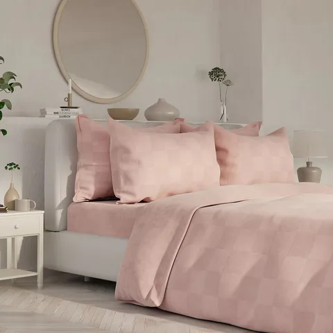 COZEE HOME VELVETSOFT CHECKERBOARD 6 PIECE DUVET SET WHITE. UNBOXED