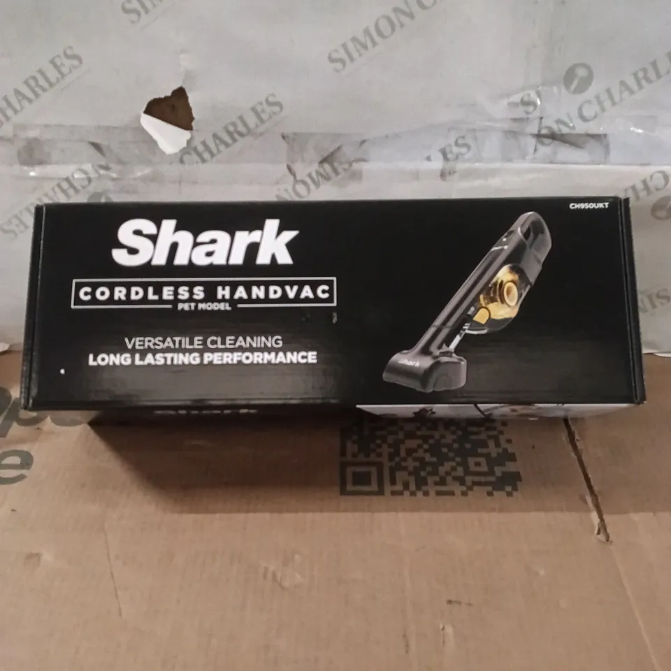 BOXED SHARK CORDLESS HAND VAC ( PET MODEL ) - CH950UKT