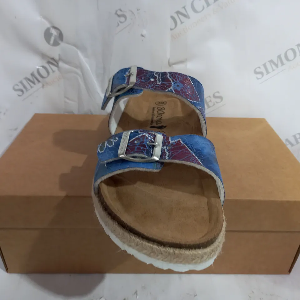BONOVA FLORAL ESPADRILLE FOOTBED SANDAL - SIZE 6