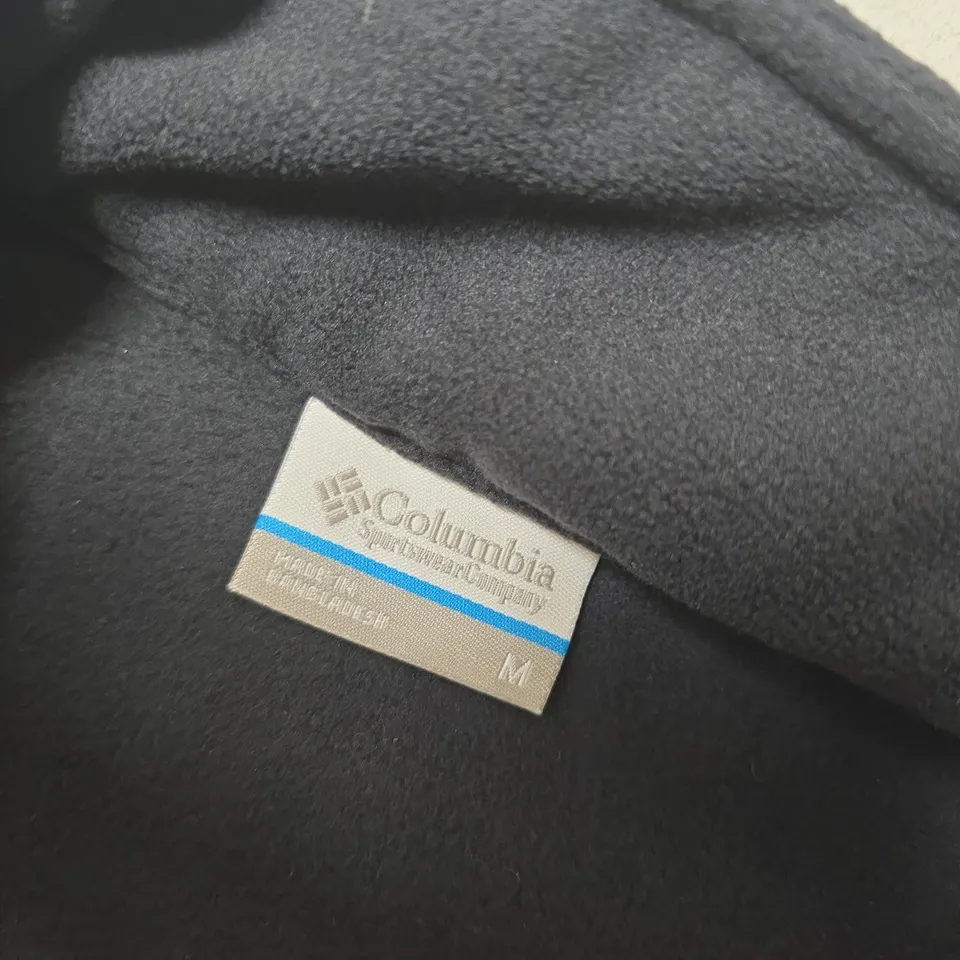 COLUMBIA FULL ZIP FLEECE IN BLACK - MEDIUM