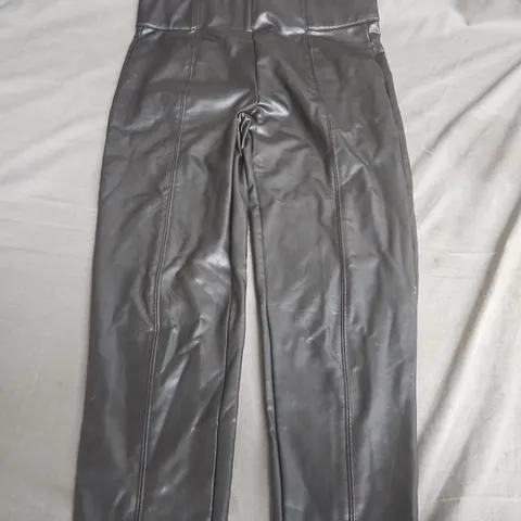 M&S LEATHER-LOOK TROUSERS β UK 12 (EU 40) REGULAR LENGTH, BLACK