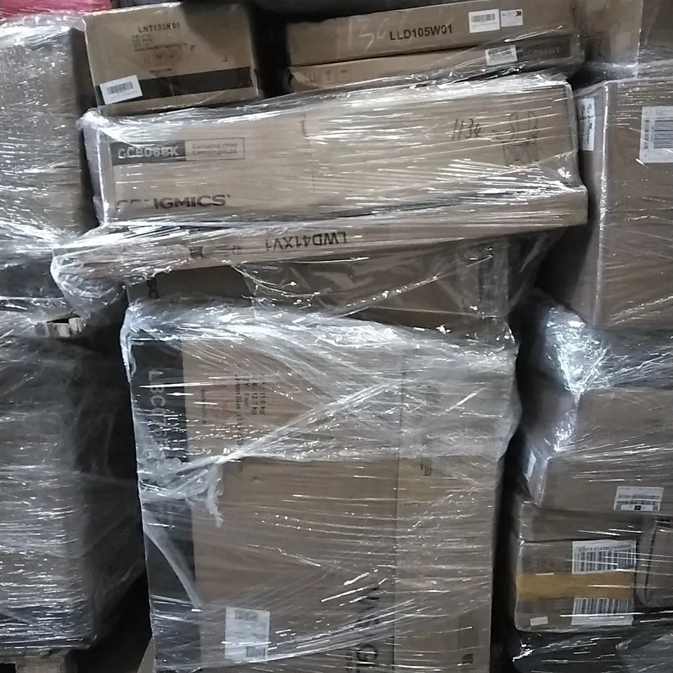 PALLET OF HOUSEHOLD ITEMS TO INCLUDE CAMPING CHAIR, BAR STOOL, CONSOLE TABLE AND OTHER ASSORTED ITEMS...