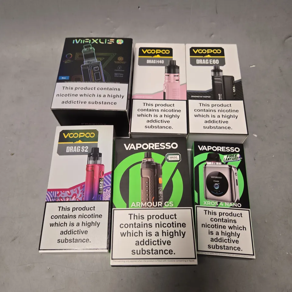 APPROXIMATELY 20 VAPES & E-CIGARETTES TO INCLUDE VAPORESSO, VOOPOO, FREEMAX ETC 
