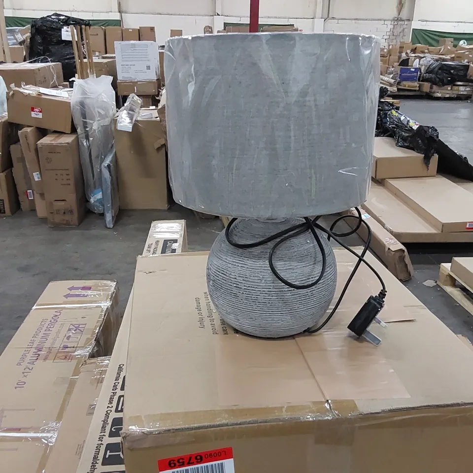 BOXED AVERILL 38CM TABLE LAMP (1 BOX)